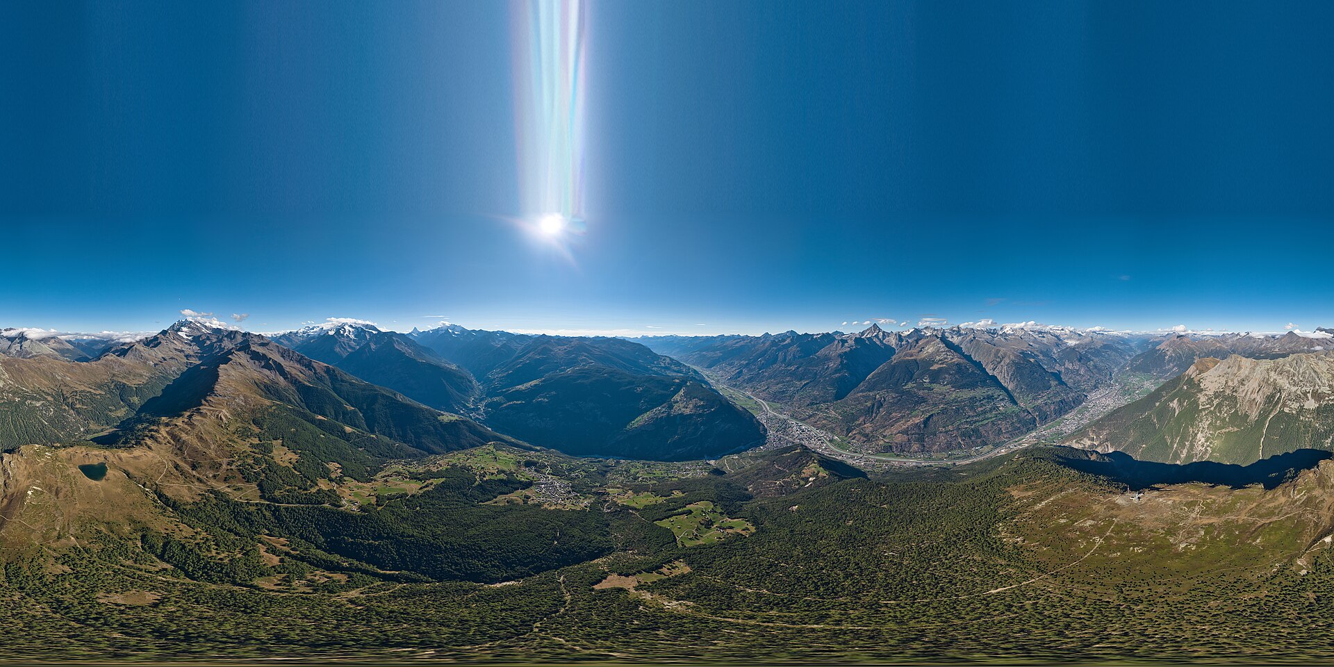 Walliser Viertausender und hochalpines Rhonetal im Kanton Wallis