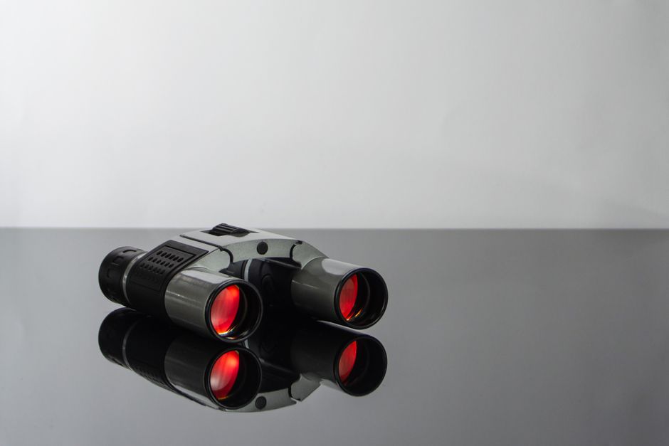 Laser-Entfernungsmesser (LRF) & Ferngläser mit LRF
